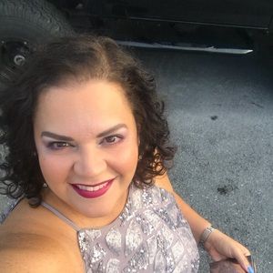 Meet your Posher, Odalys